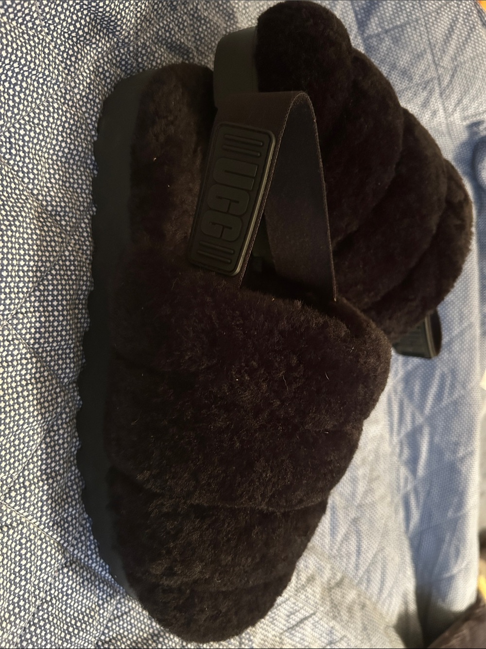 UGG Black FLUFF YEAH slip on